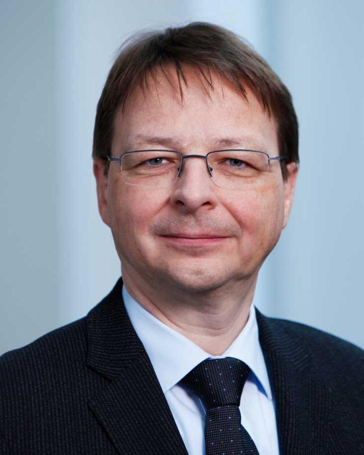Prof. Dr. Christofer Hierold